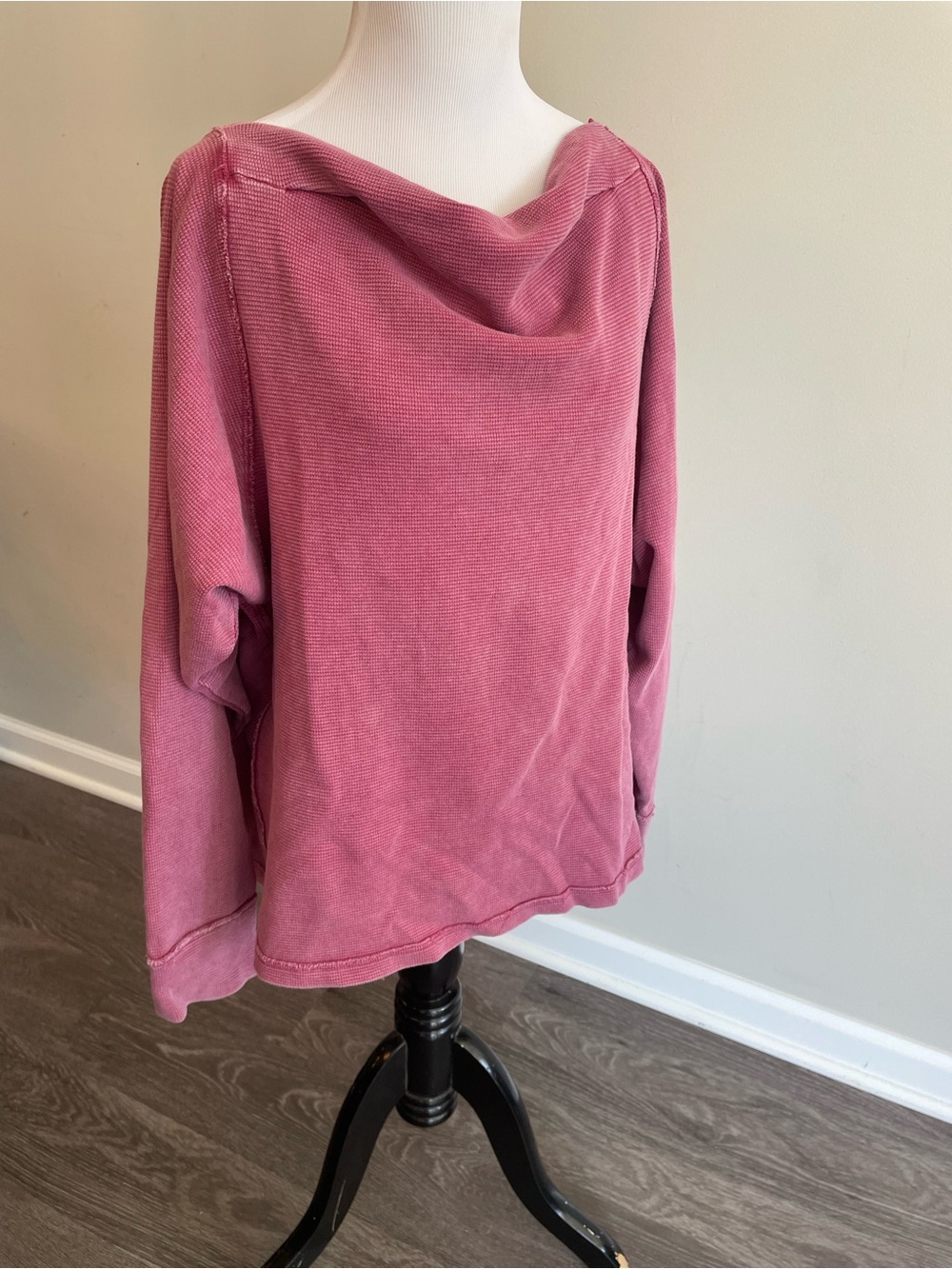 We the Free boat neck off the shoulder top size Medium dusty rose Free People